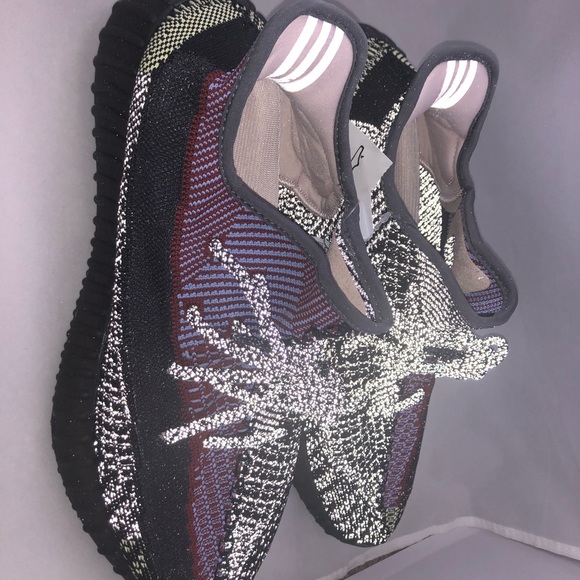 Yeezy yecheil reflective 350 v2 - Picture 2 of 5
